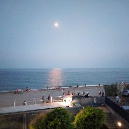 ジャルディーニ・ナクソス Seasideヴィラ エクステリア 写真